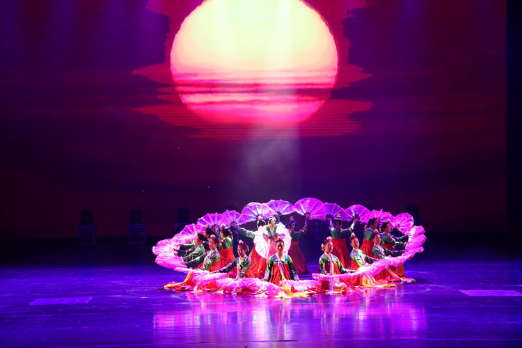 香港六家宝典资料大全