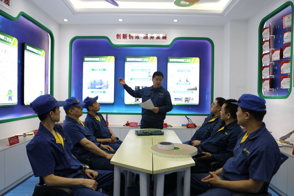 香港六家宝典资料大全