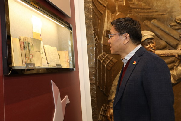 香港六家宝典资料大全