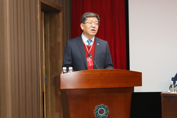 香港六家宝典资料大全