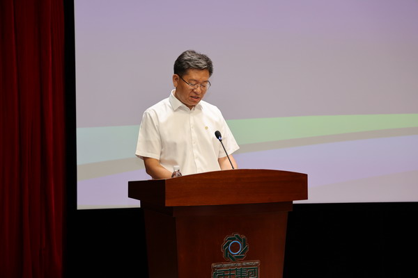 香港六家宝典资料大全