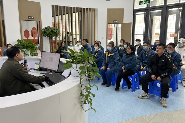 香港六家宝典资料大全