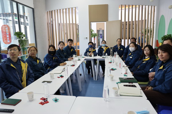 香港六家宝典资料大全