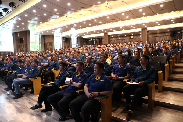 香港六家宝典资料大全