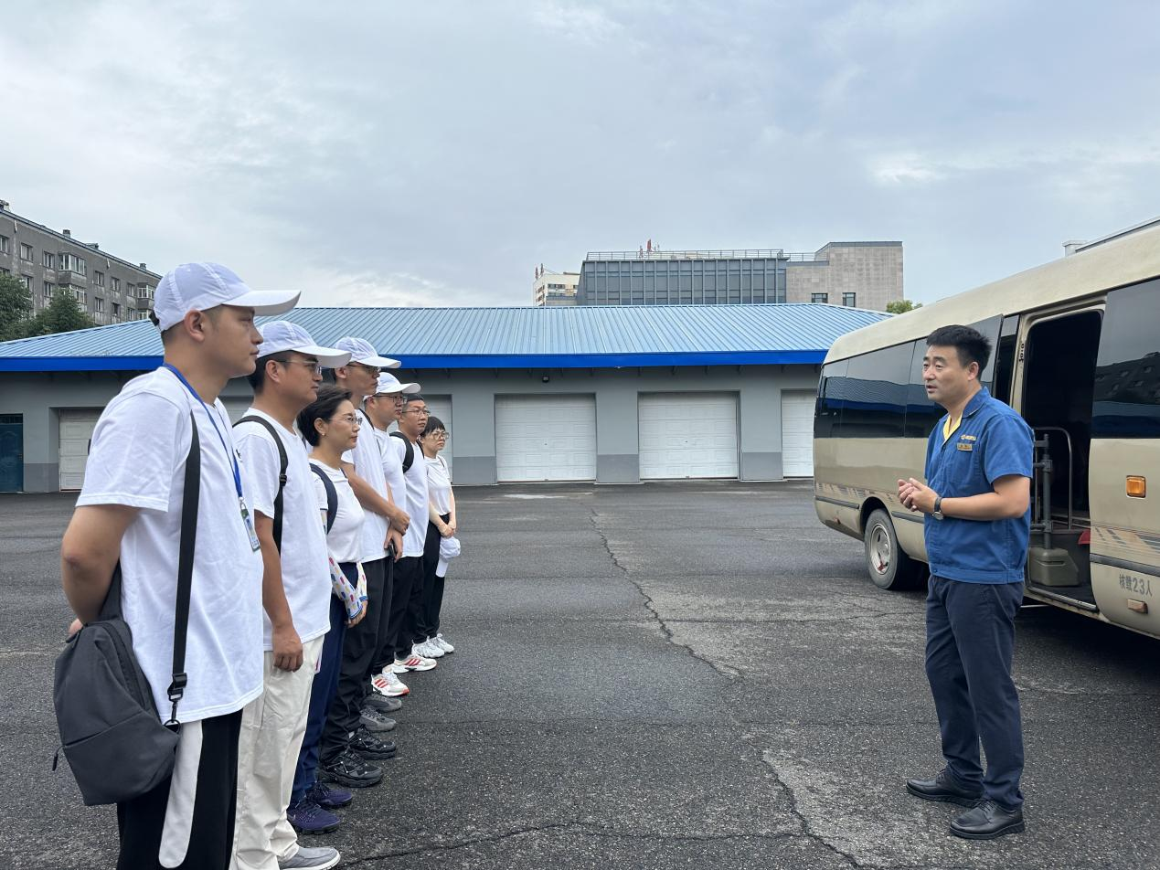 香港六家宝典资料大全