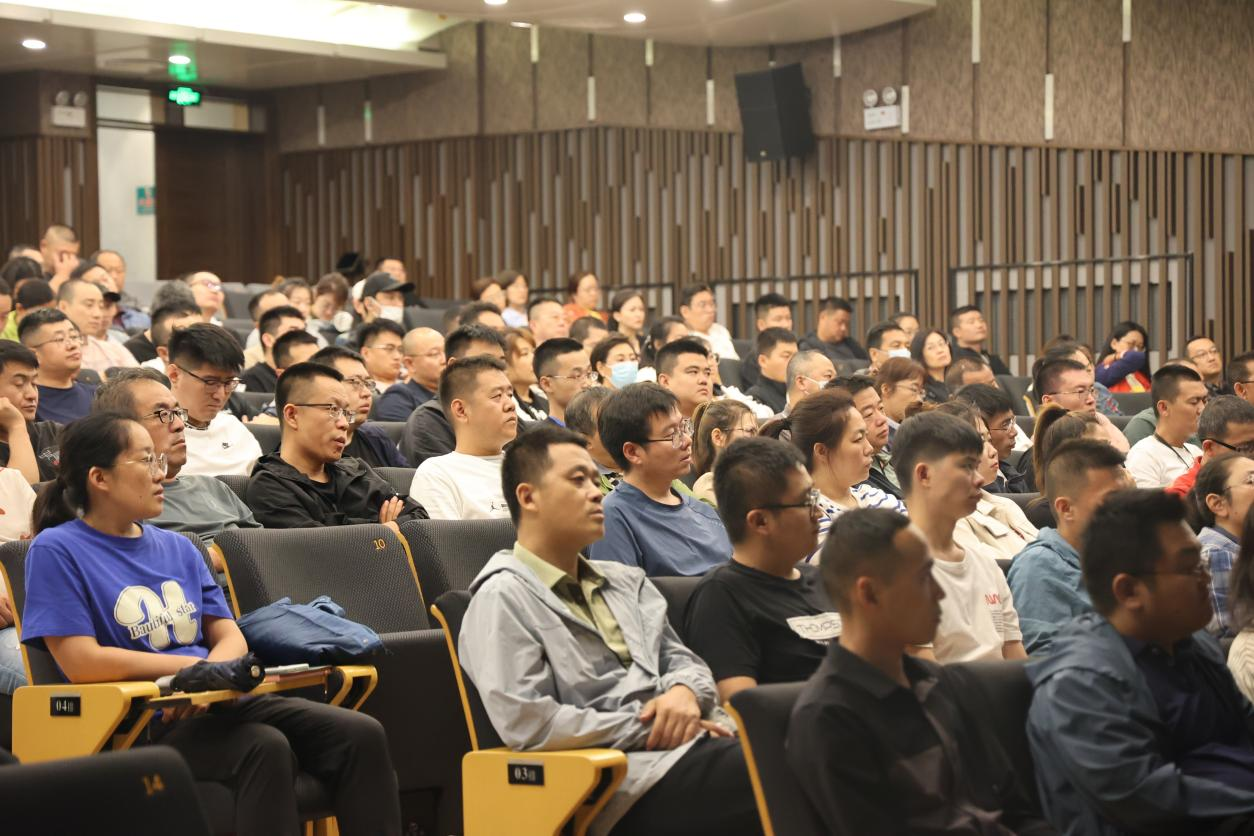 香港六家宝典资料大全