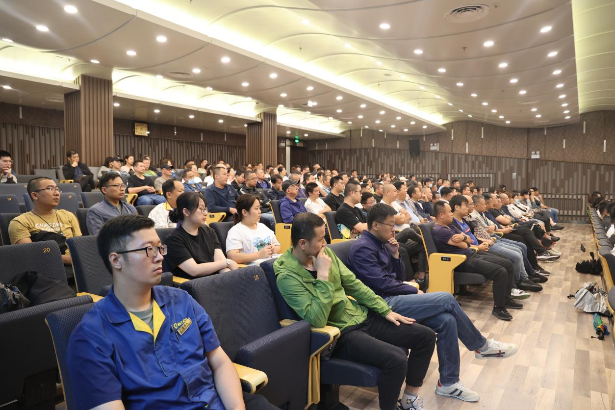 香港六家宝典资料大全