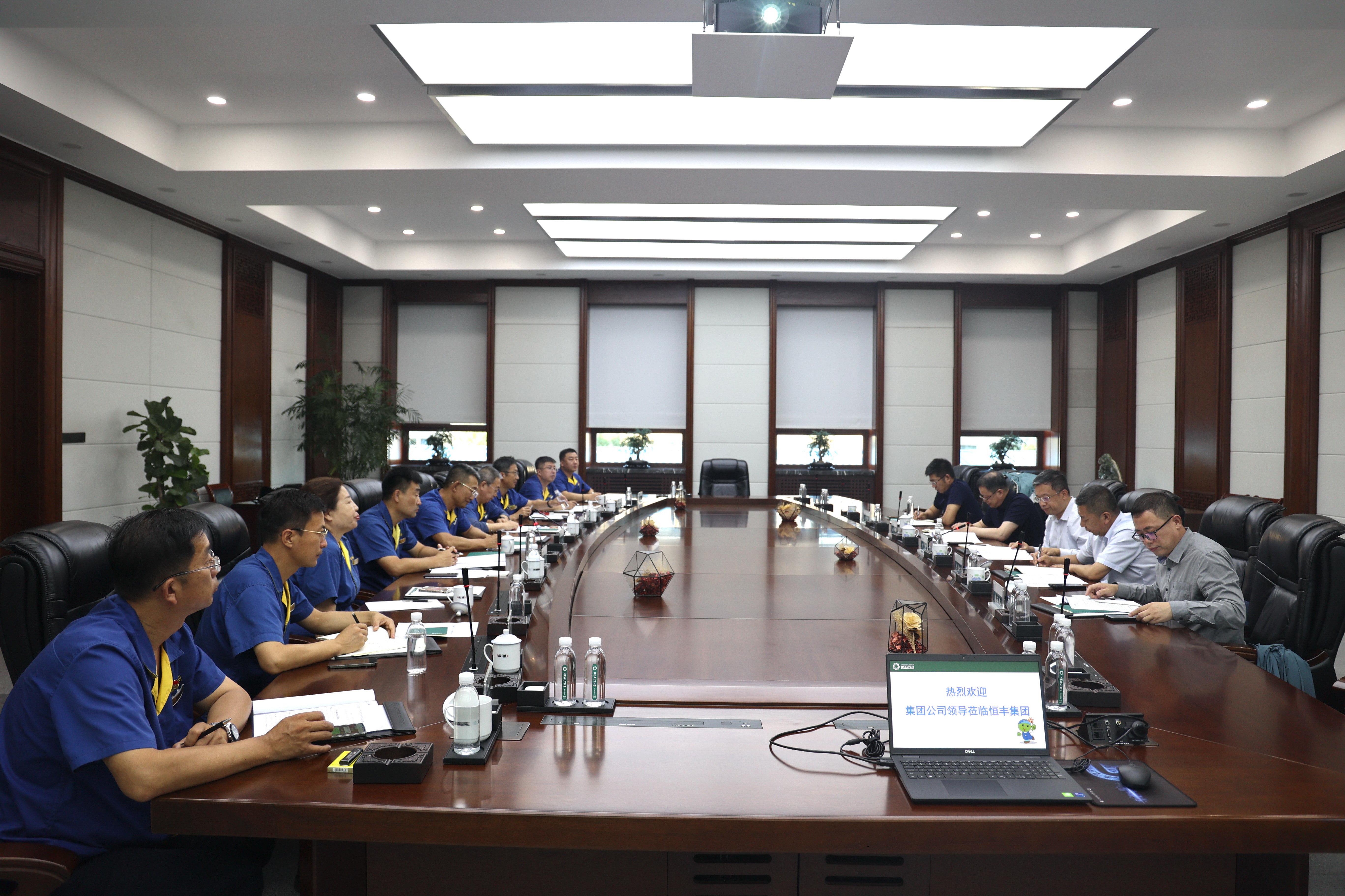 香港六家宝典资料大全